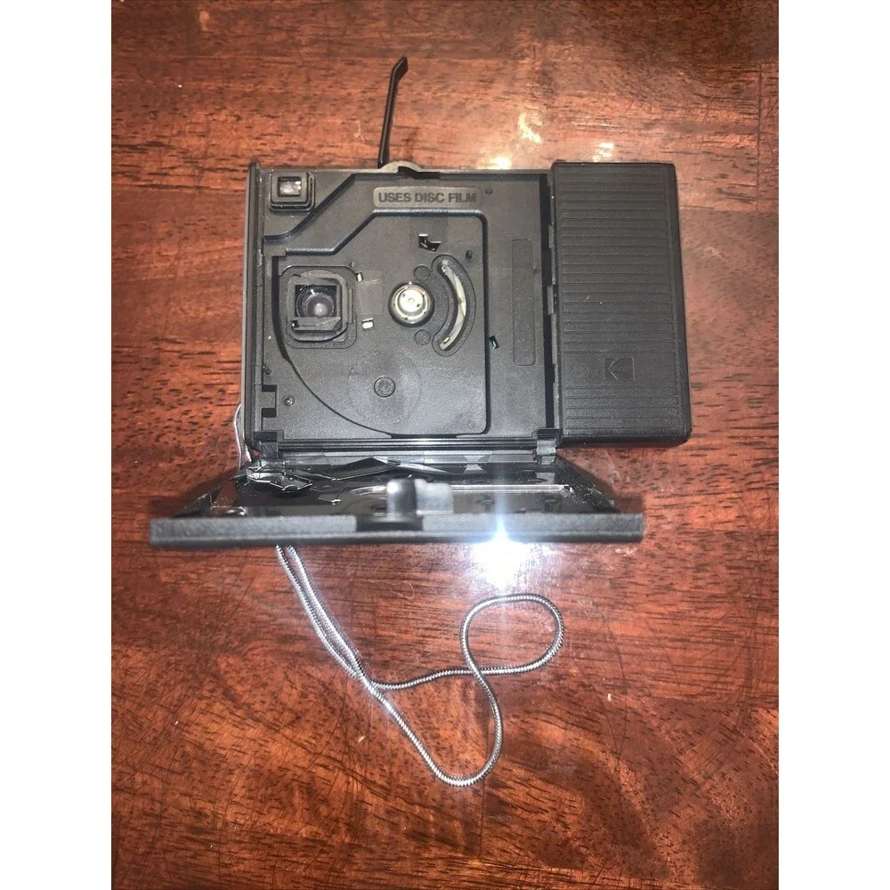 Vintage Eastman Kodk Disc 4000 Camera with strap Untested